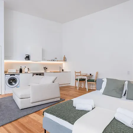 Whome Lisbon's Elite A Stylish & Modern W Patio *