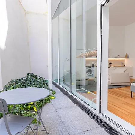 Whome Lisbon's Elite A Stylish & Modern W Patio *