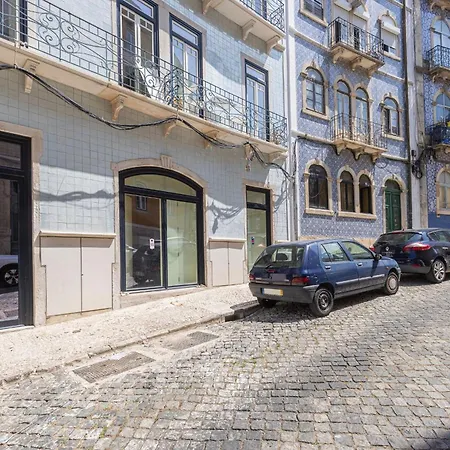 Whome Lisbon's Elite A Stylish & Modern W Patio * リスボン